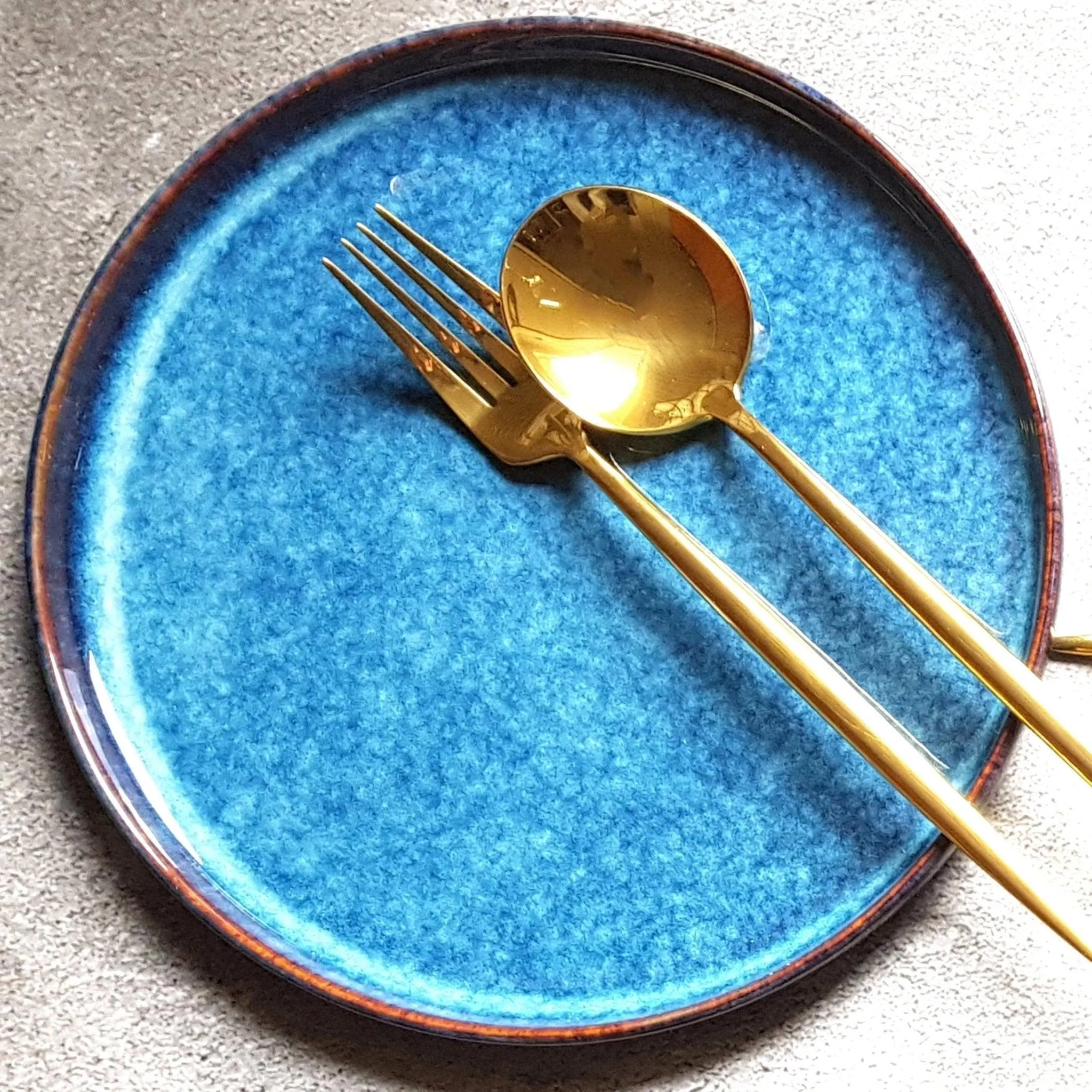 Dinner Plates - Australian Blue Medium (21.5 cm 4 Piece Dinner Plate Set)