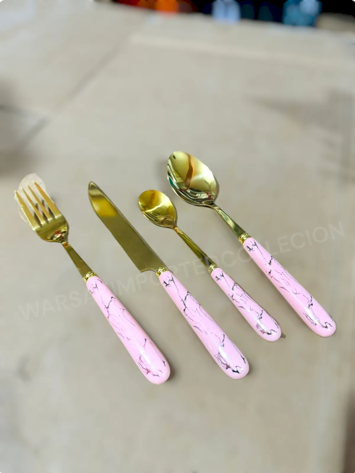 New Handle 24 Pieces Cutlery Set 6 Person Set